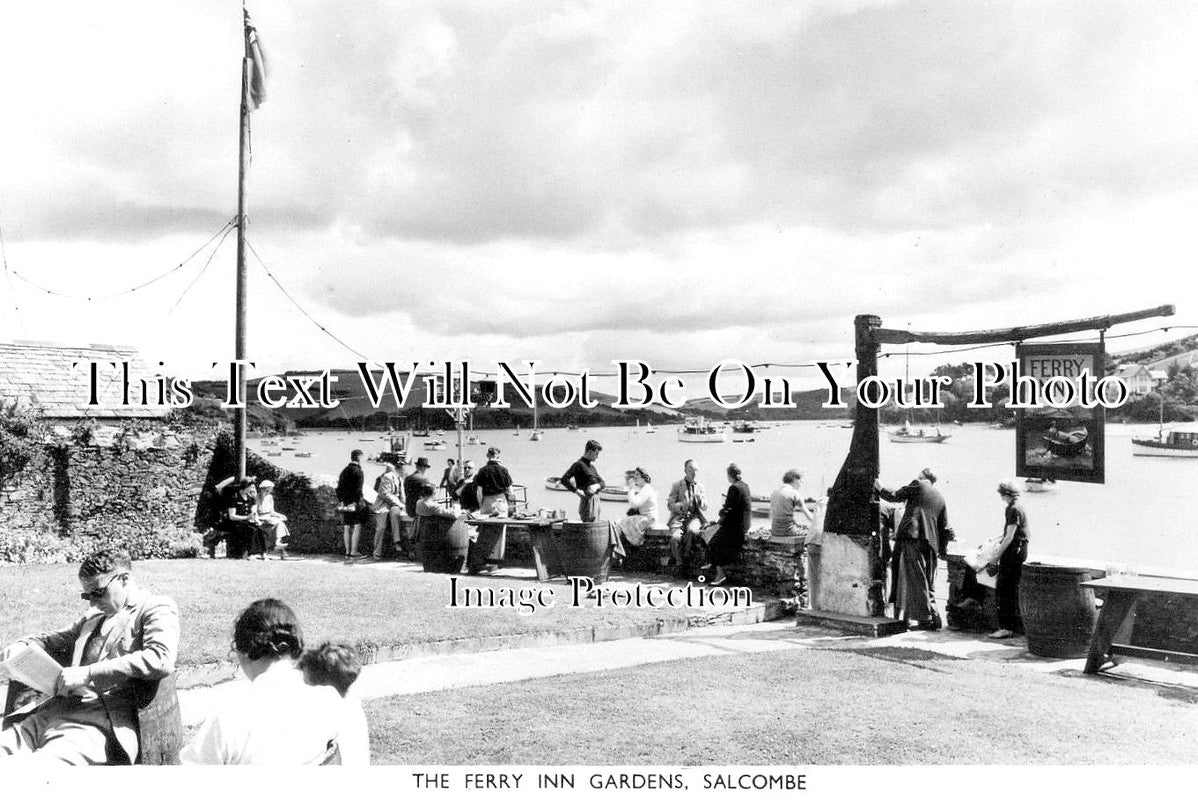 DE 2038 - The Ferry Inn Gardens, Salcombe, Devon