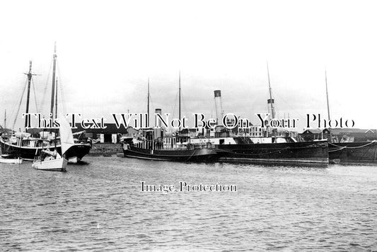 DE 2082 - The Docks, Exmouth, Devon