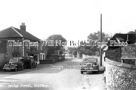 DE 2143 - Bridge Street, Stifkey, Devon c1955