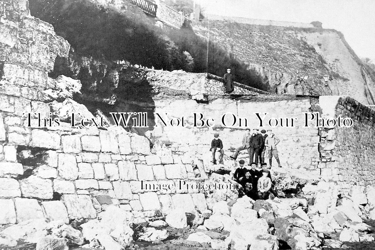 DE 2268 - Sea Wall Disaster, Teignmouth, Devon 1908