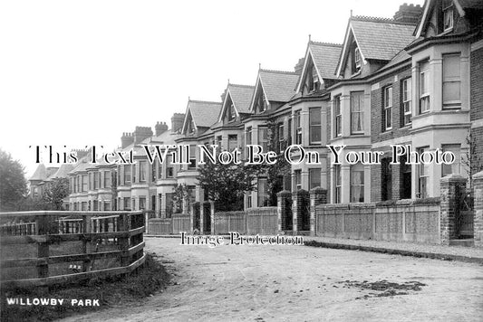 DE 2376 - Willowby Park, Yelverton, Devon