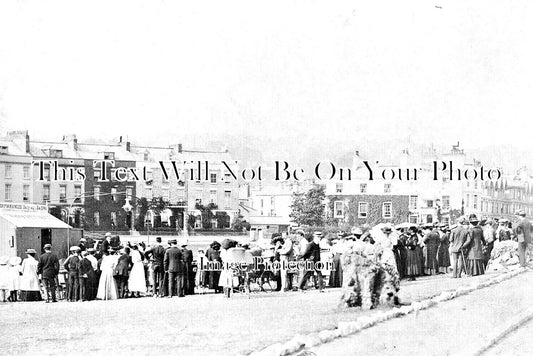 DE 2424 - Singers On The Den, Teignmouth, Devon