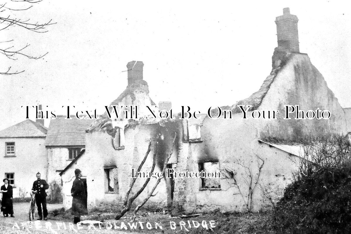 DE 2432 - Fire At Clawton Bridge, Devon