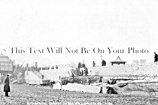 DE 2502 - Damage To The Sea Wall, Teignmouth, Devon