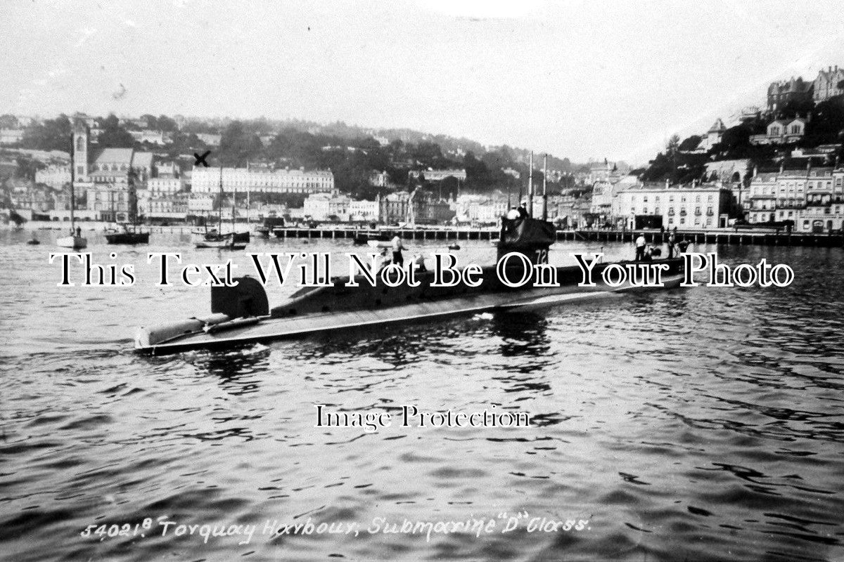 DE 254 - Submarine In Torquay Harbour, Devon c1912