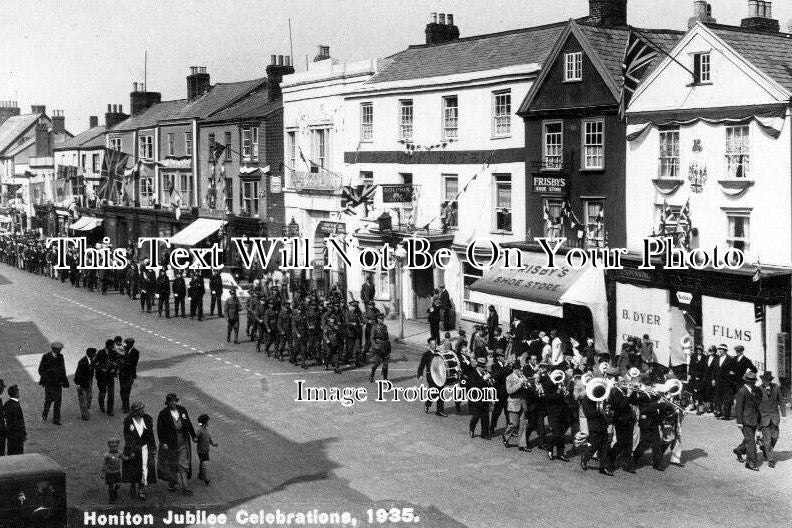 DE 260 - Honiton Jubillee Celebrations 1935, Devon