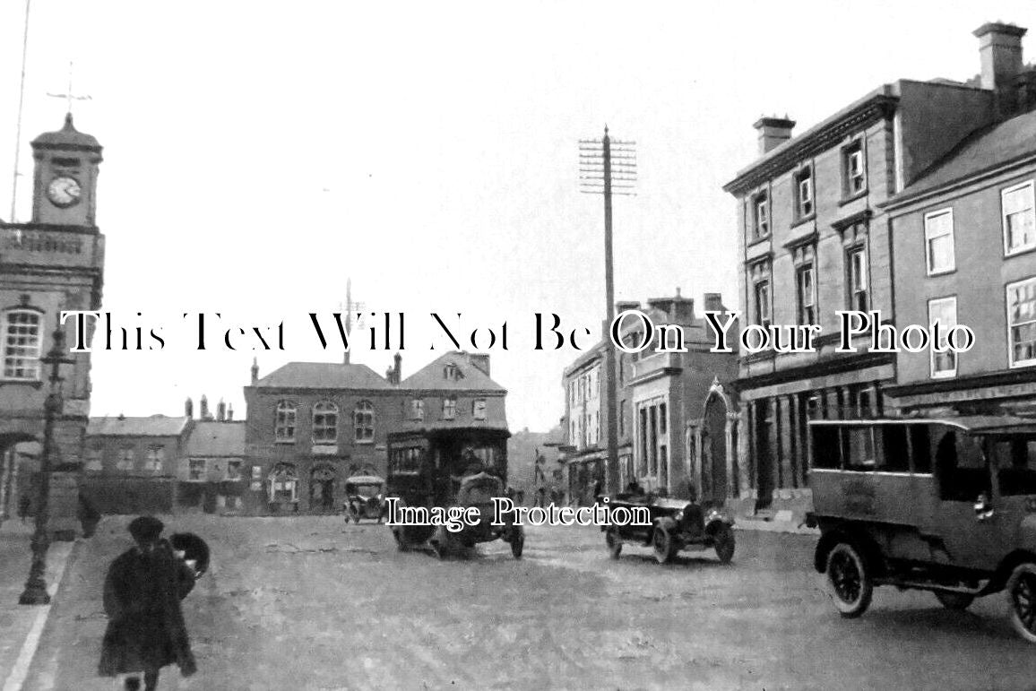 DE 2607 - The Square, South Molton, Devon