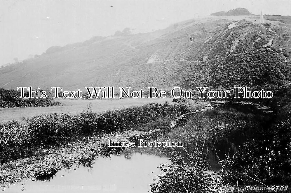 DE 303 - Torrington Castle Hill Valley River Torridge, Devon