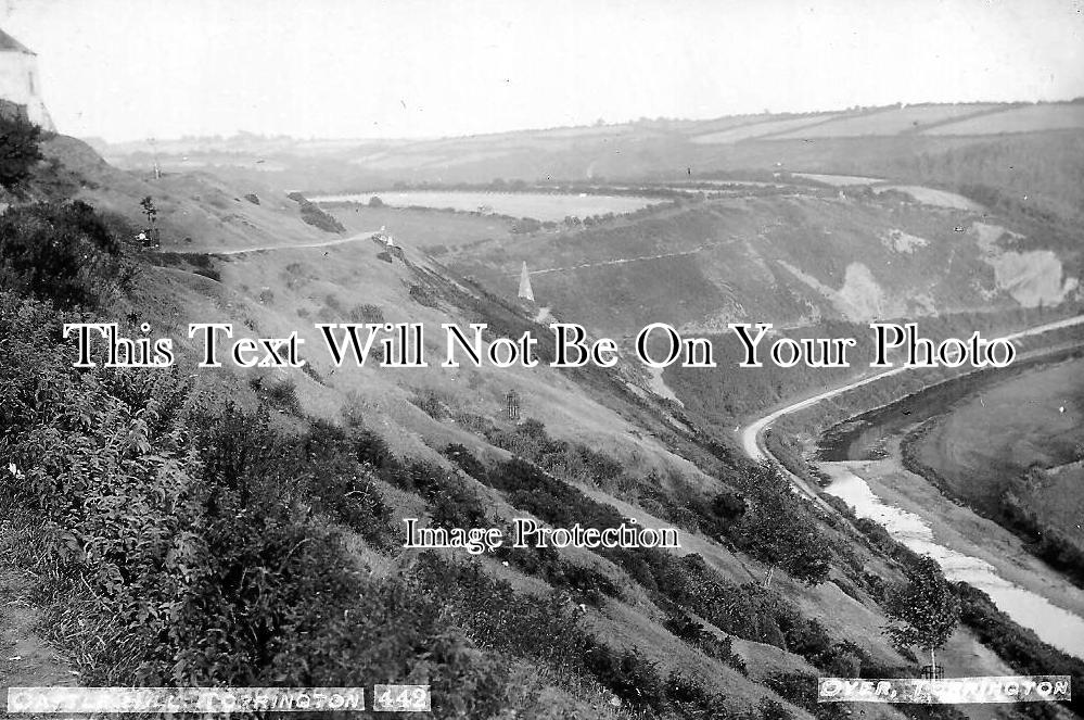 DE 304 - Torrington Castle Hill Valley River Torridge, Devon