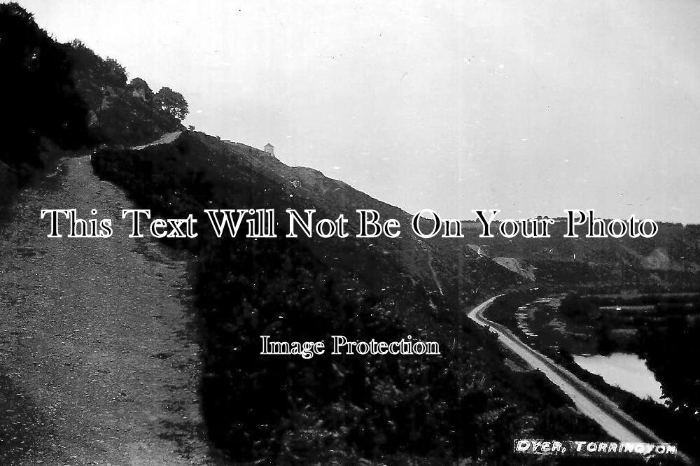 DE 305 - Torrington Castle Hill Valley River Torridge, Devon