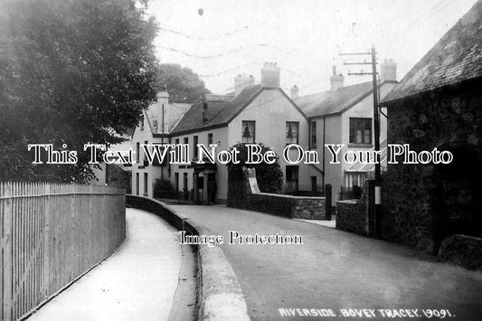 DE 308 - Riverside Street, Bovey Tracey, Devon c1933