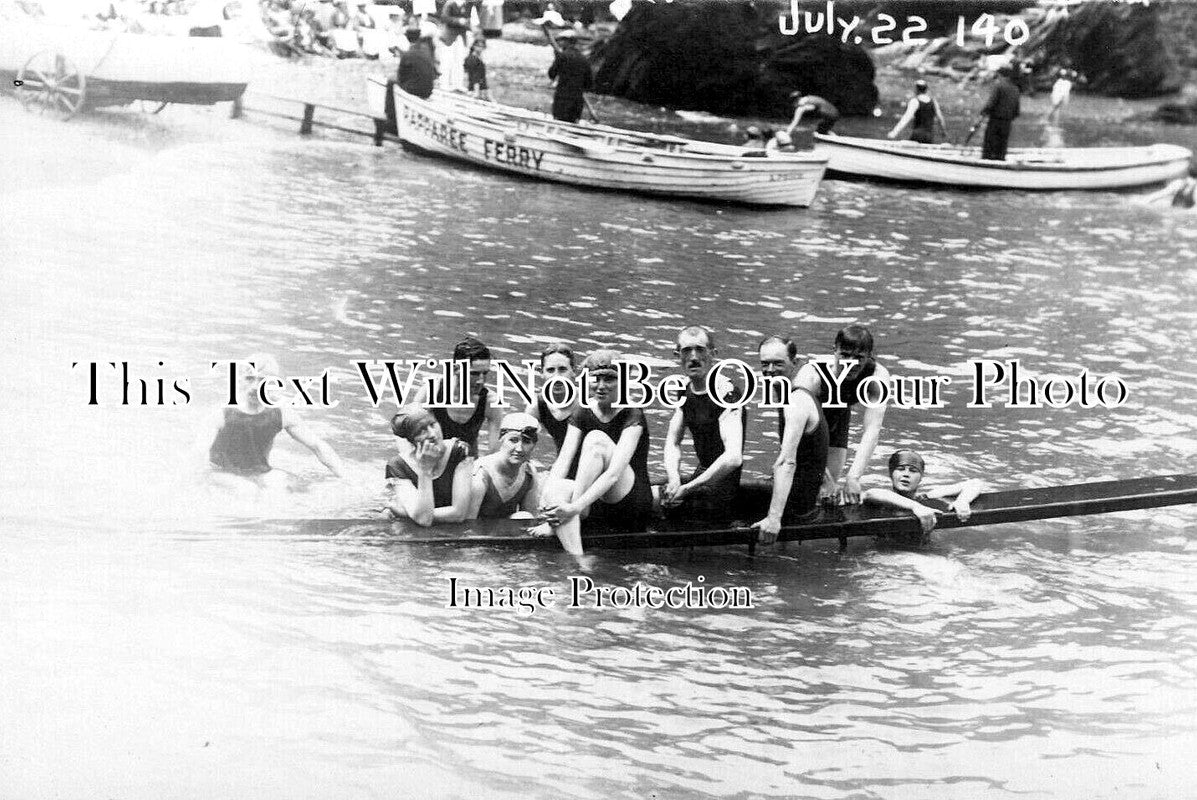 DE 3112 - Swimming Group At Rapparee Cove, Devon