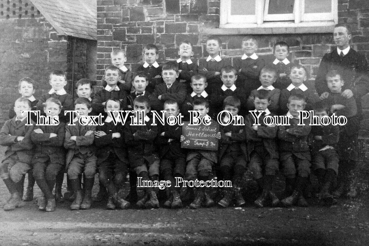 DE 3440 - Hartland School, Devon c1908