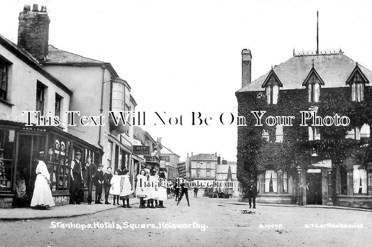 DE 3592 - Stanhope Hotel & Square, Holsworthy, Devon c1912