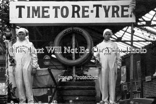 DE 362 - Fisk Tyres, Colyton Carnival, Devon