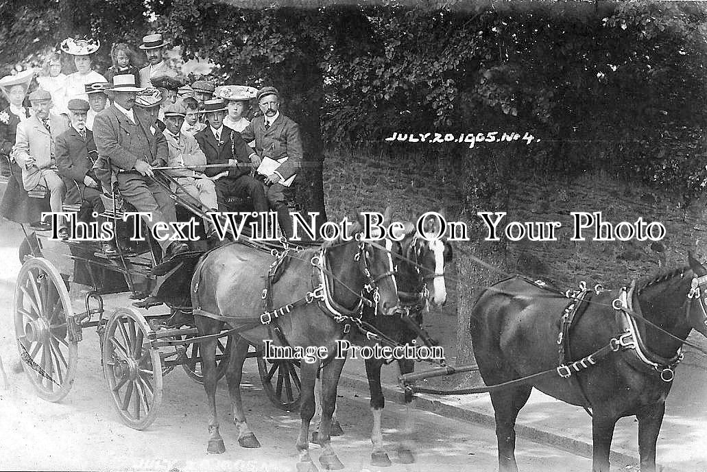 DE 3662 - Coach & Passengers, Ilfracombe, Devon 1905