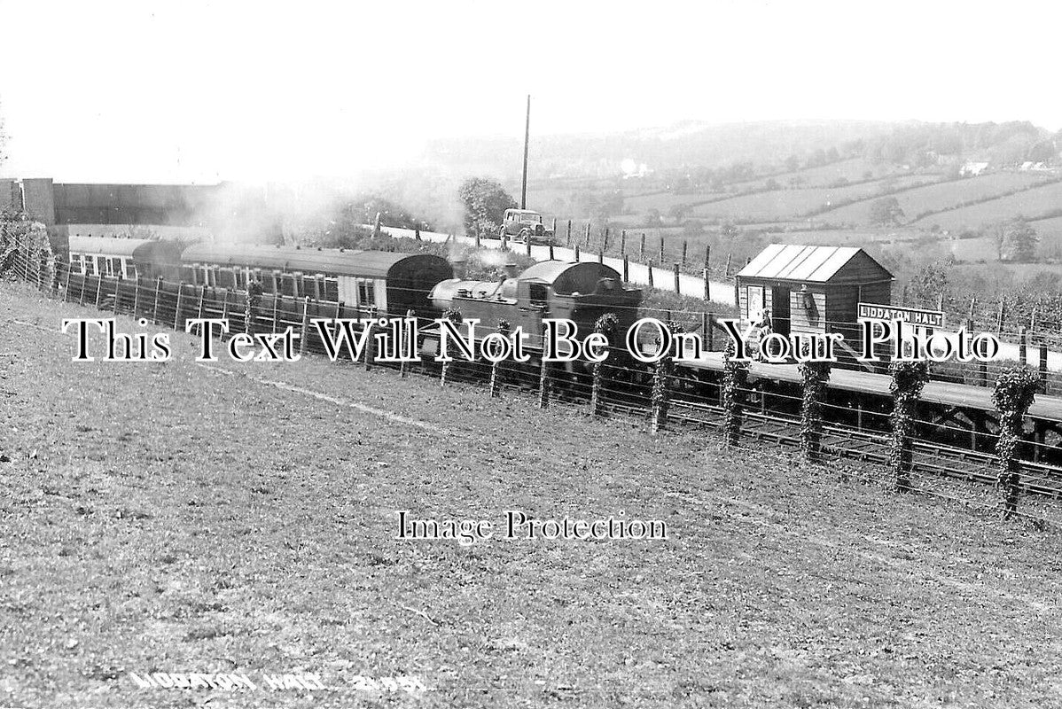 DE 3689 - Liddaton Halt Railway Station, Devon c1938