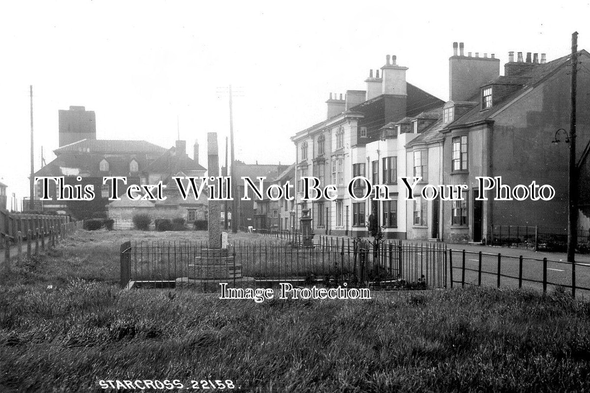 DE 3890 - Starcross War Memorial, Devon