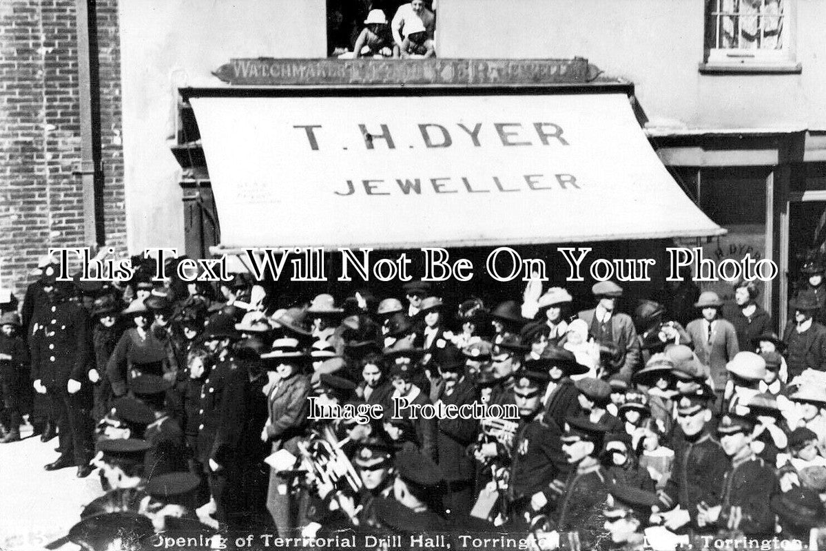 DE 3944 - Opening Of Territorial Drill Hall, Torrington, Devon