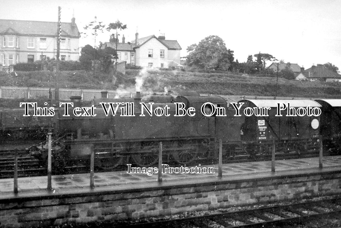 DE 3972 - Totnes Railway Station, Devon c1939
