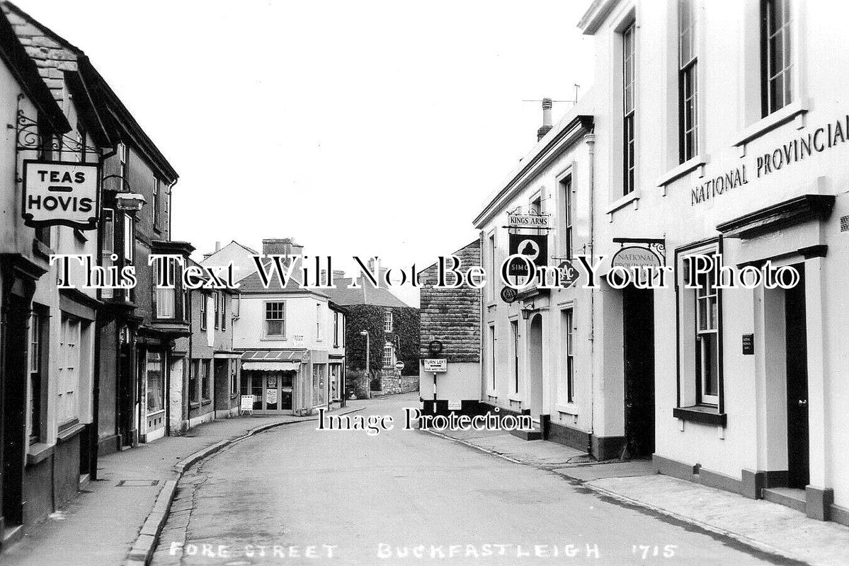 DE 3975 - Fore Street, Buckfastleigh, Devon