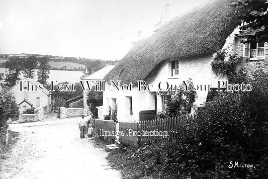 DE 4013 - South Milton, Devon