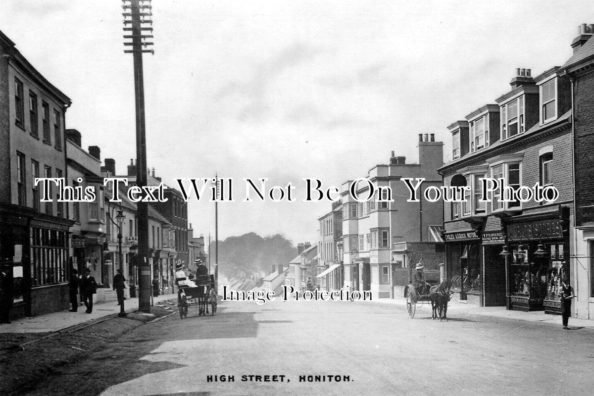 DE 4083 - High Street, Honiton, Devon