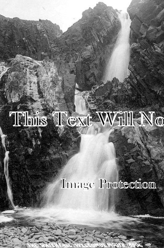 DE 4107 - The Waterfall, Welcombe Mouth, Hartland, Devon
