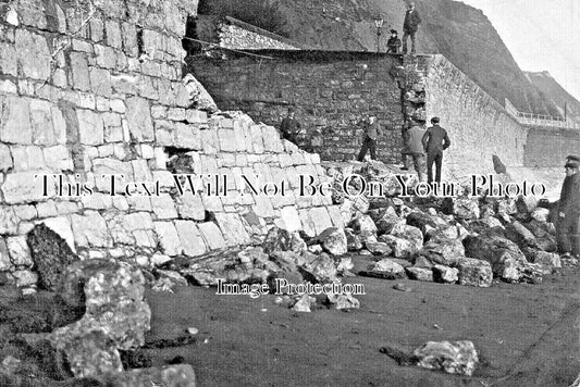 DE 4131 - Teignmouth Sea Wall Disaster, Devon