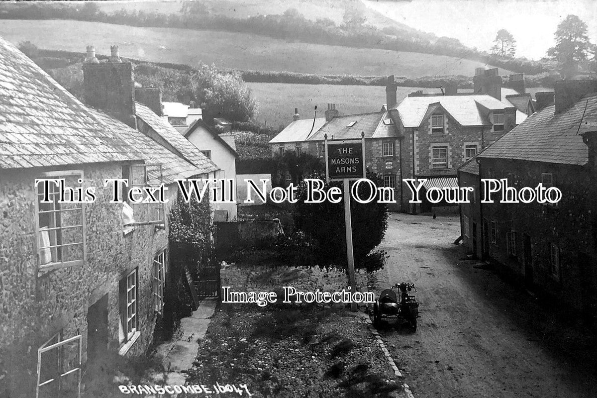 DE 4259 - The Masons Arms Pub, Branscombe, Devon