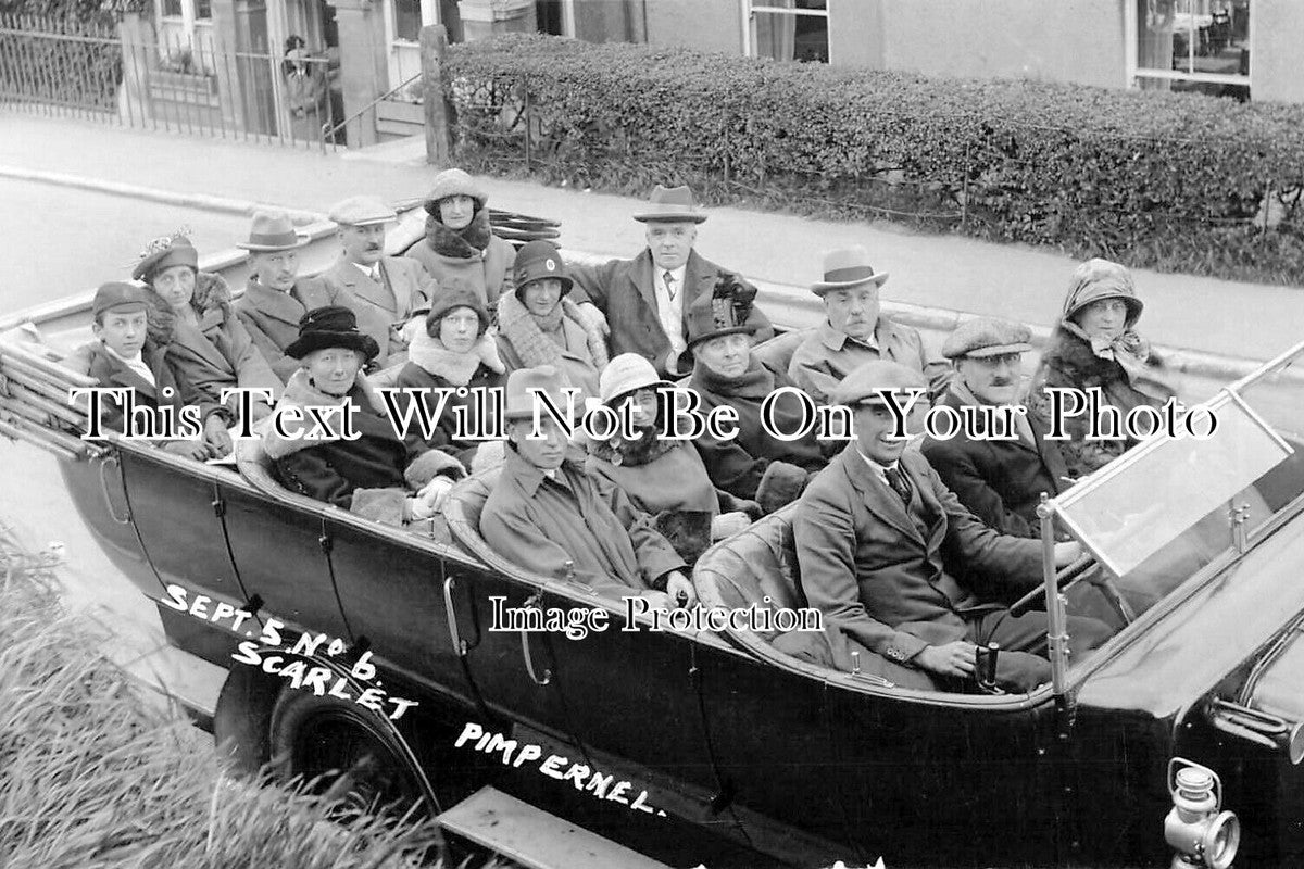 DE 4375 - Scarlet Pimpernel Charabanc, Ilfracombe, Devon