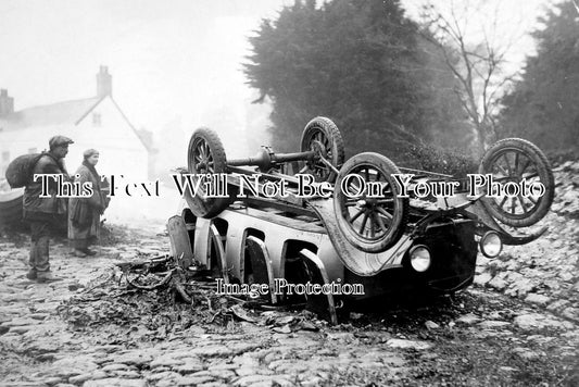 DE 49 - Charabanc Accident, Cullompton, Devon