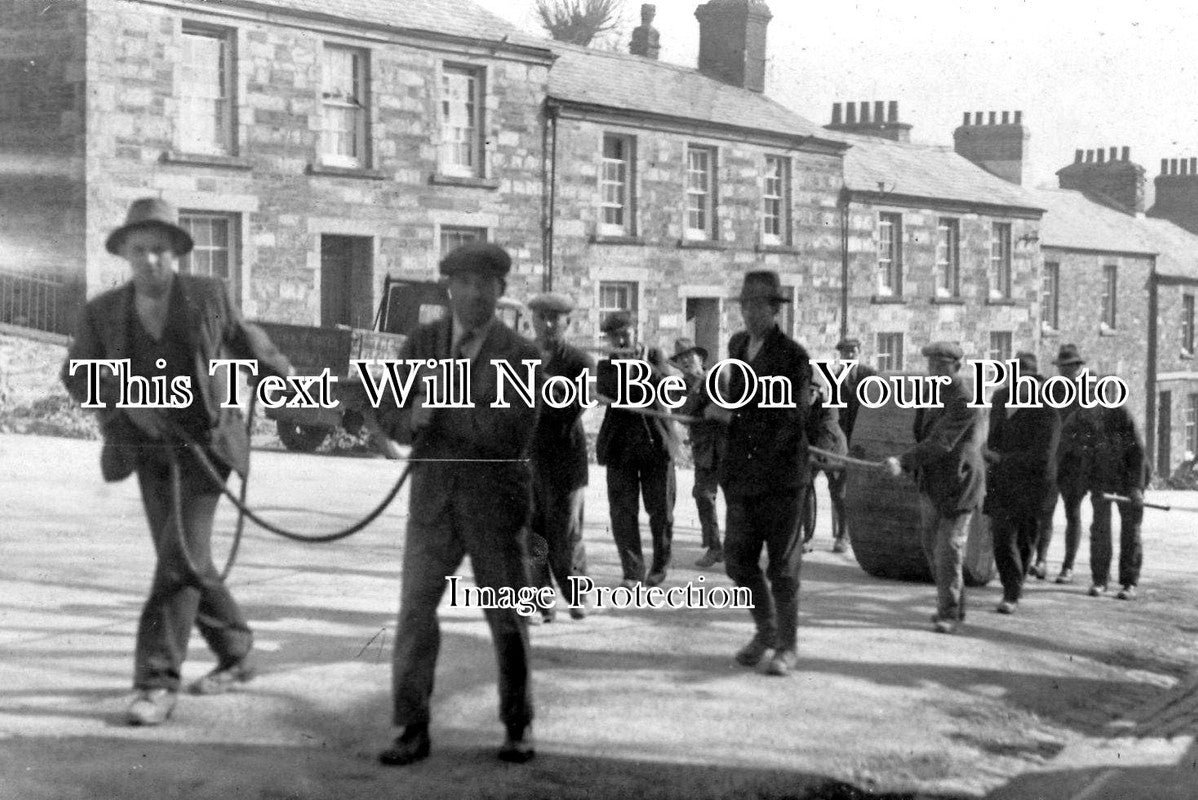 DE 557 - Laying The First Electric Cable, West Street, Tavistock, Devon