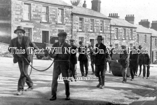 DE 557 - Laying The First Electric Cable, West Street, Tavistock, Devon