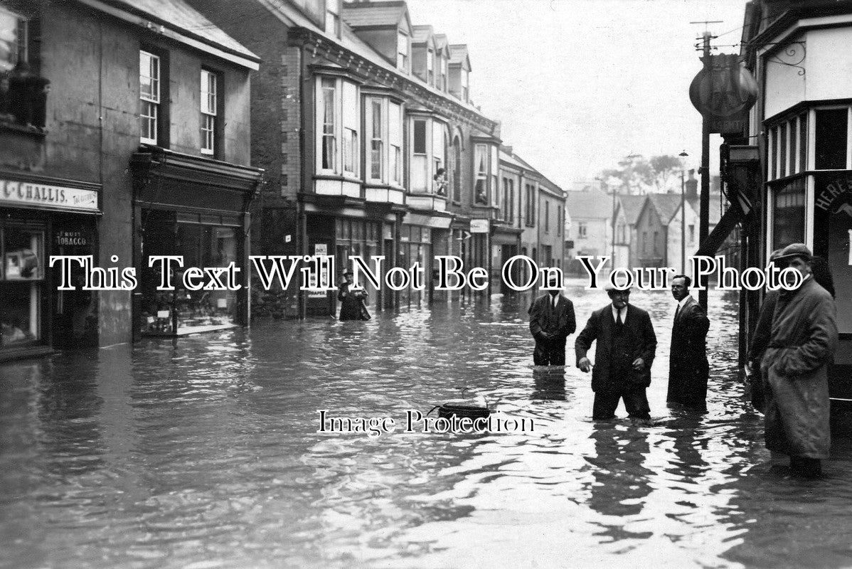 DE 611 - Caen Street Flood, Braunton, Devon