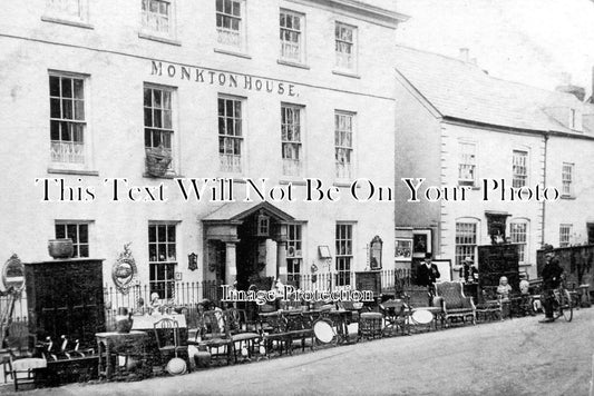 DE 678 - Monkton House, Honiton, Devon