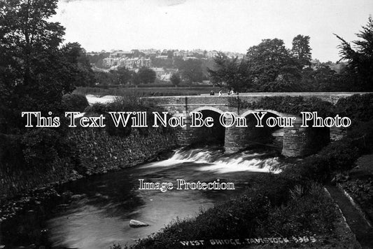 DE 689 - West Bridge, Tavistock, Devon