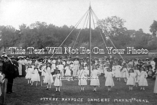 DE 723 - Ottery Maypole Dancers, Devon 1912