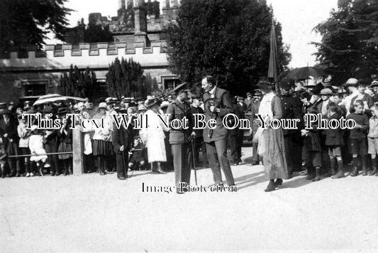 DE 729 - Royal Visit, Tavistock, Devon