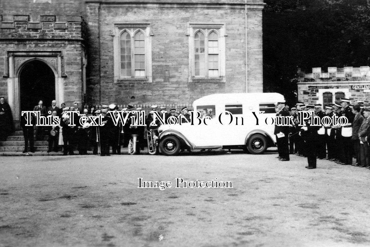 DE 734 - St Johns Ambulance, Tavistock, Devon