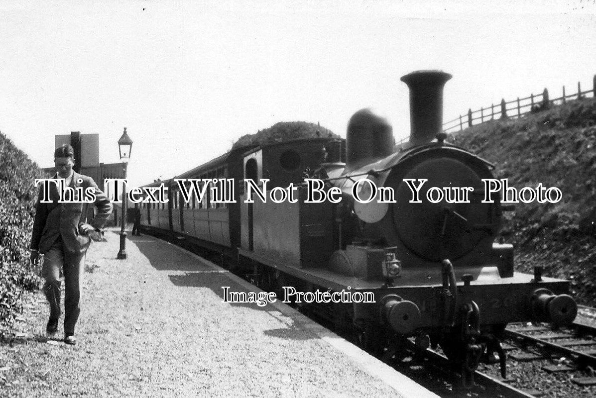DE 895 - Turnchapel Railway Station, Devon