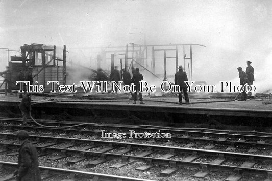 DE 916 - Dawlish Warren Railway Station, Devon