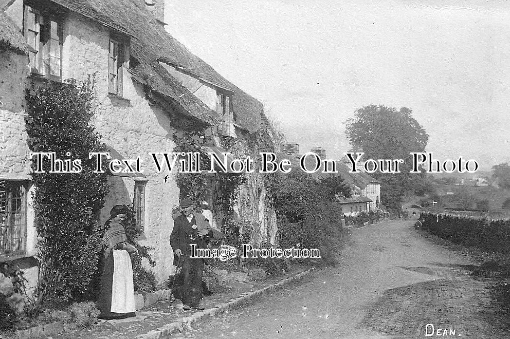 DE 967 - Dean Village, Devon c1923