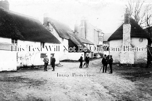 DE 98 - Hope Village, Devon