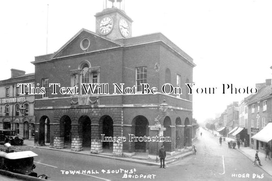 DO 1092 - Town Hall & South Street, Bridport, Dorset