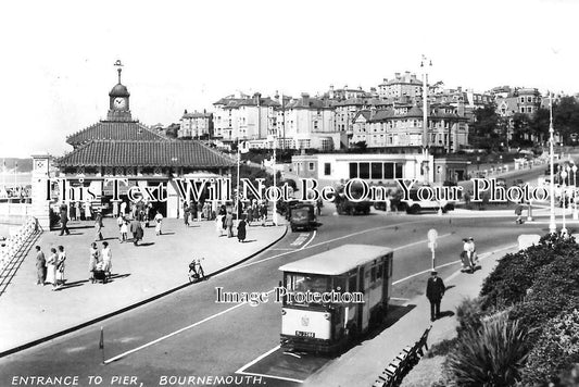 DO 1236 - Entrance To The Pier, Bournemouth, Dorset