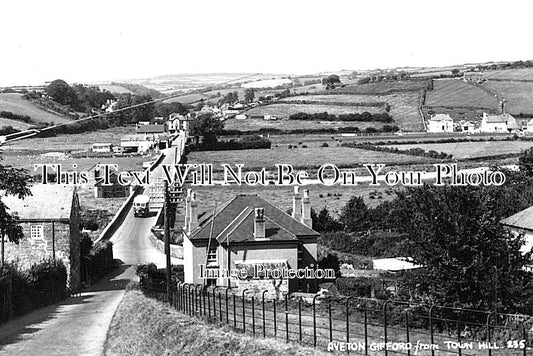 DO 1248 - Town Hill, Aveton Gifford, Dorset