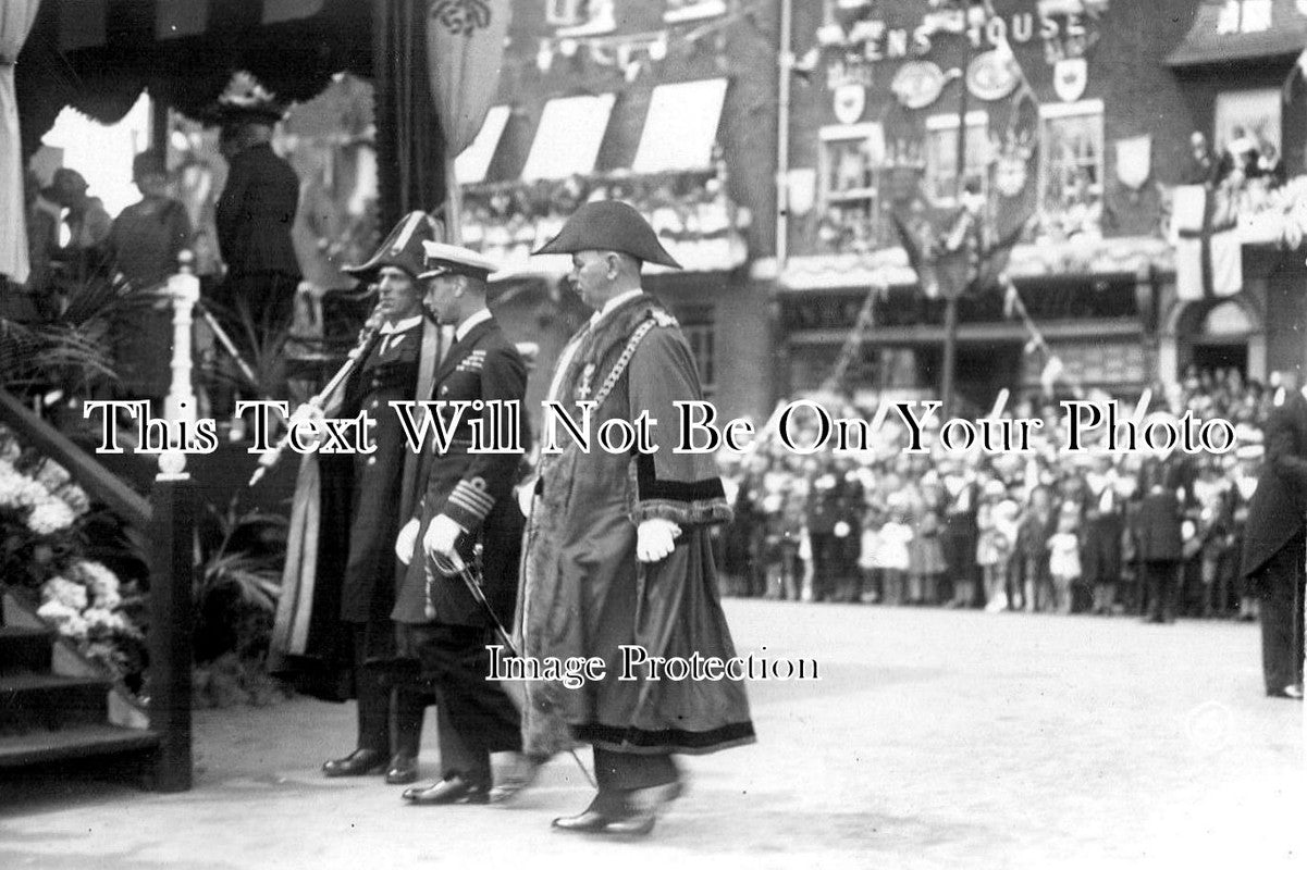 DO 1509  Duke of York Visits Weymouth Esplanade, Dorset 1930