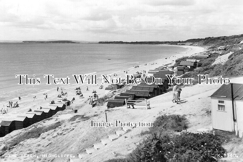 DO 1659 - The Beach, Highcliffe, Dorset c1956