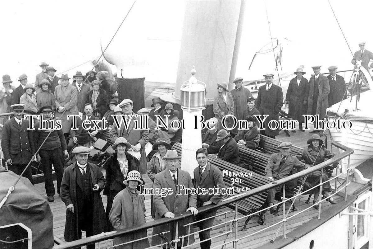 DO 1792 - Passengers On Deck Paddle Steamer Monarch, Bournemouth, Dorset 1924